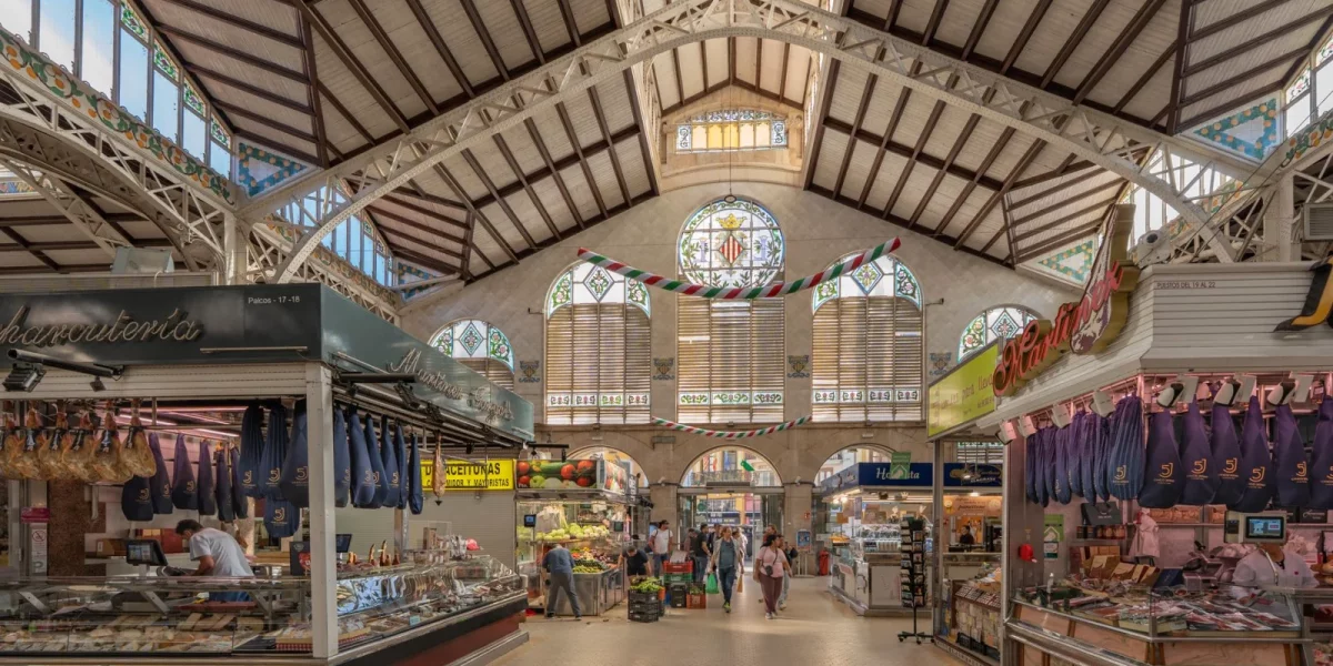 Acheter un local commercial : rendement, financement, pièges (2026) — acheter un local commercial